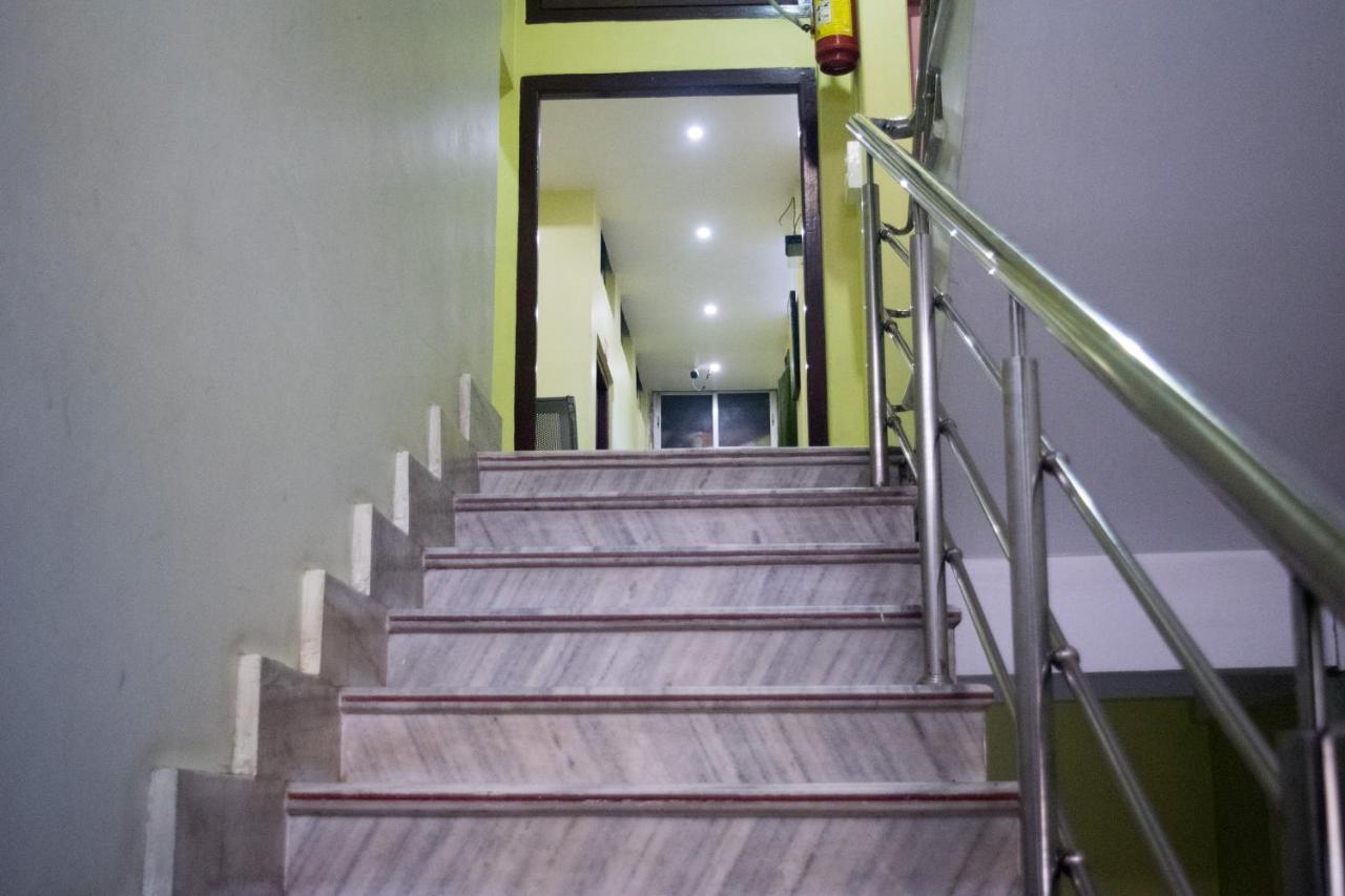 Sewak Lodge Silchar Extérieur photo